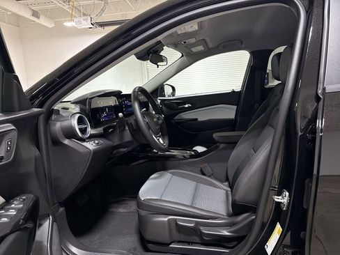 New 2026 Chevrolet Trax LT w/ LT Convenience Package image 19