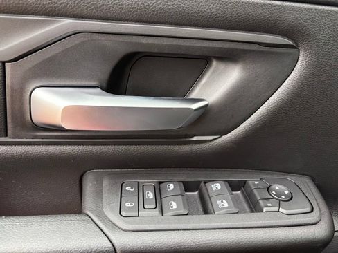 New 2026 RAM 1500 Express AWD/4WD image 21