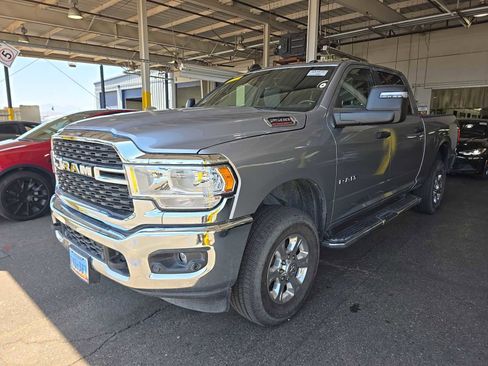 Used 2024 RAM 2500 Big Horn w/ Safety Group AWD/4WD image 1