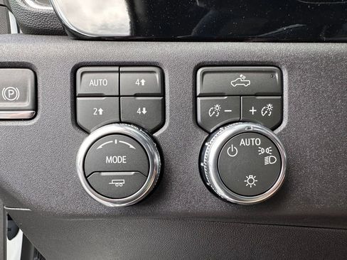 New 2026 GMC Sierra 1500 SLE AWD/4WD image 33