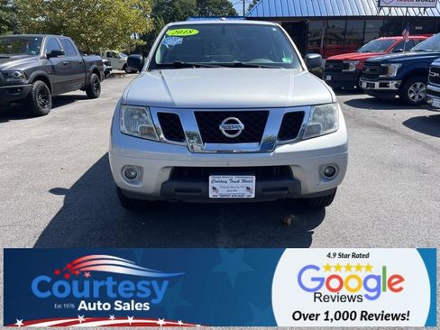 Used 2018 Nissan Frontier SV w/ Value Truck Package image 4