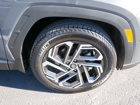 Used 2025 Hyundai Tucson Limited image 15
