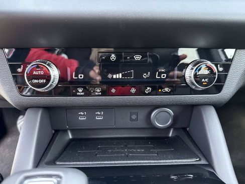 New 2026 Mitsubishi Outlander AWD image 33