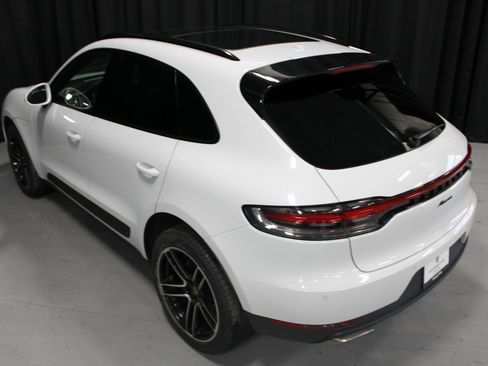 Used 2021 Porsche Macan image 13