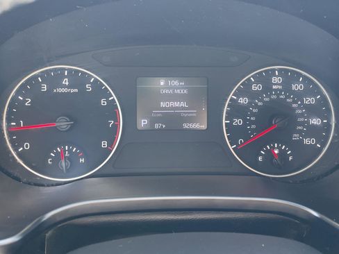 Used 2021 Kia Seltos S image 9