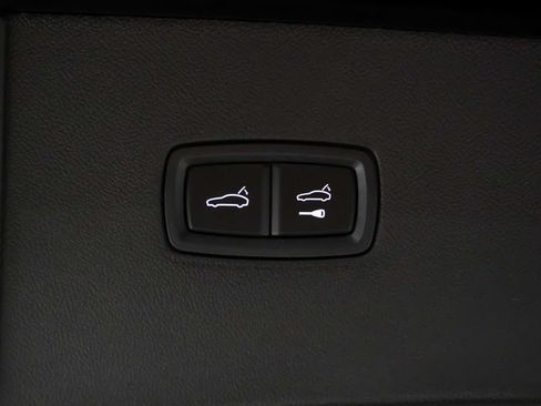 Used 2026 Porsche Cayenne Coupe AWD/4WD image 31