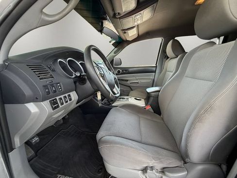 Used 2015 Toyota Tacoma 4x4 Double Cab w/ TRD Off-Road Package image 9