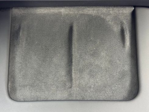 Used 2025 Tesla Model Y Long Range image 33