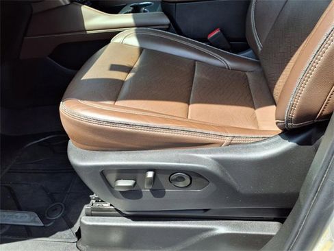 Used 2022 Chevrolet Tahoe High Country image 26