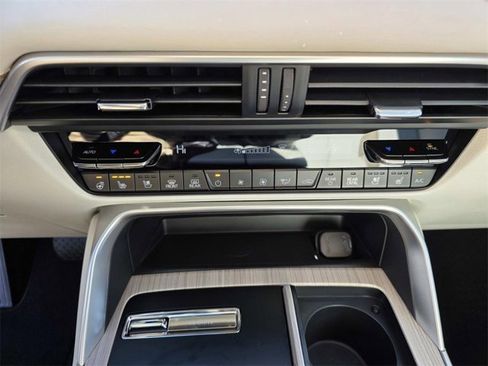 New 2026 MAZDA CX-90 3.3 Turbo w/ Premium Plus Pkg image 11