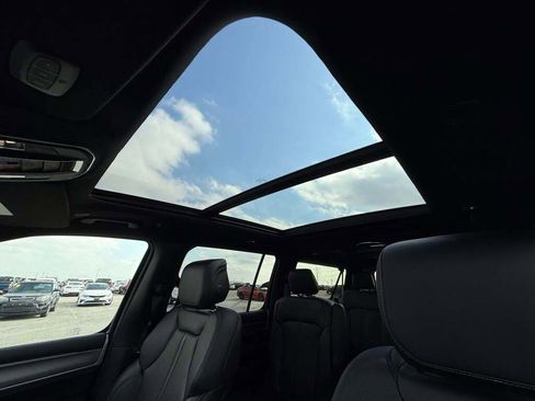 New 2026 Jeep Grand Wagoneer L Limited image 33