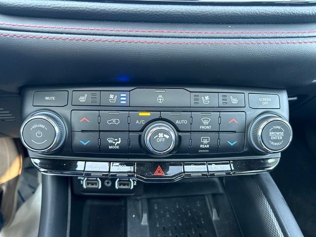 Used 2025 Dodge Durango R/T AWD/4WD image 44