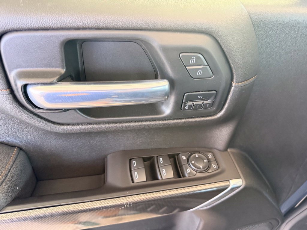 Used 2021 GMC Sierra 1500 AT4 w/ AT4 Premium Package AWD/4WD image 13