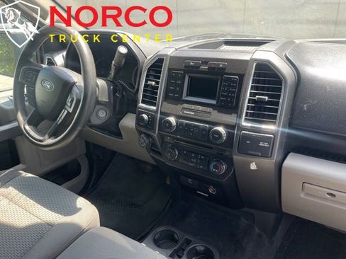 Used 2017 Ford F150 XLT w/ Trailer Tow Package image 5