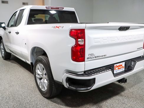 Used 2024 Chevrolet Silverado 1500 Custom AWD/4WD image 9