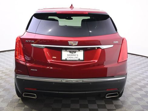 Used 2017 Cadillac XT5 Luxury w/ Driver Awareness Package AWD/4WD image 5