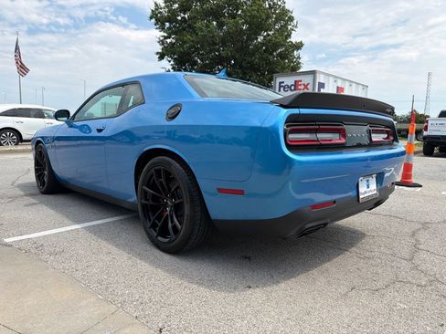 Used 2023 Dodge Challenger SRT Hellcat RWD image 5