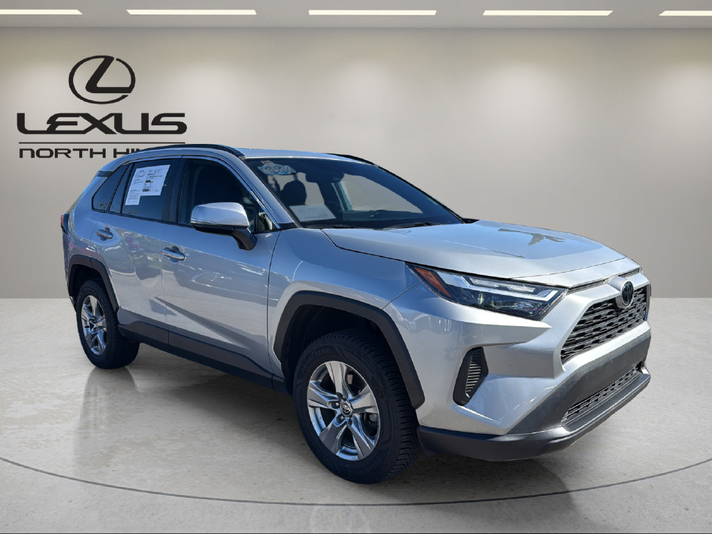 Used 2024 Toyota RAV4 XLE w/ Convenience Package AWD/4WD image 4