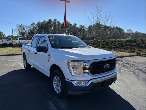 Used 2021 Ford F150 XLT image 1