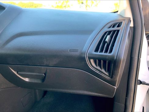 Used 2013 Ford Focus SE image 17