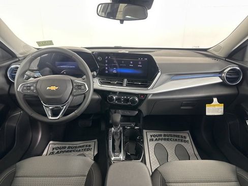 New 2026 Chevrolet Trax LT w/ Driver Confidence Package image 16