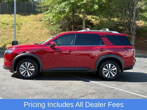 Certified 2024 Nissan Pathfinder SL AWD/4WD image 5