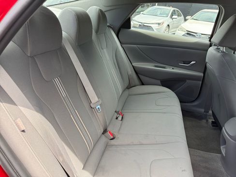Used 2024 Hyundai Elantra SEL FWD image 22