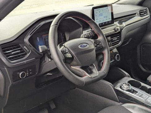 Used 2025 Ford Escape ST-Line image 14