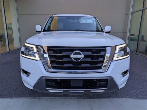 Used 2021 Nissan Armada SL w/ Captain's Chairs Package image 18