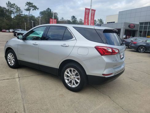 Used 2020 Chevrolet Equinox LT image 3