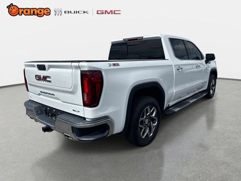 Used 2023 GMC Sierra 1500 SLT w/ SLT Premium Package AWD/4WD image 3