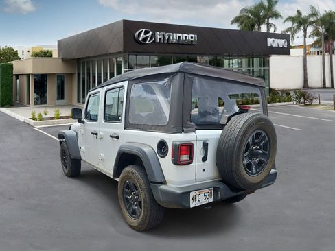 Used 2023 Jeep Wrangler Unlimited Sport AWD/4WD image 5