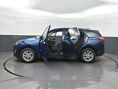 Used 2021 Chevrolet Equinox LT image 36