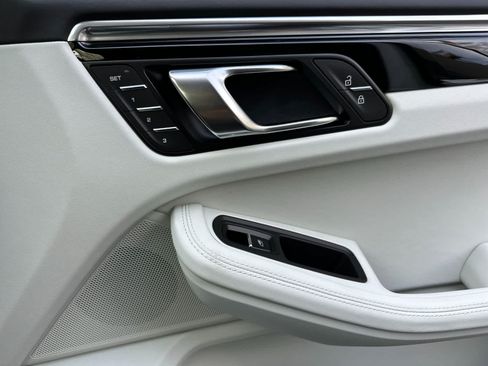 New 2026 Porsche Macan S AWD/4WD image 19