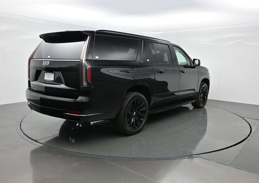 Certified 2023 Cadillac Escalade ESV Sport Platinum w/ LPO, ONYX Package AWD/4WD image 6