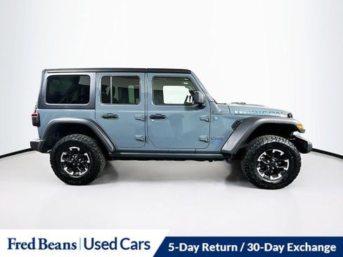 Used 2025 Jeep Wrangler Unlimited Rubicon 4xe AWD/4WD image 9