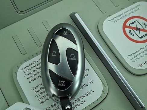 New 2026 Hyundai Santa Fe SEL image 11