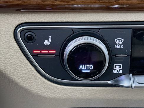 Used 2023 Audi Q5 Premium Plus w/ Convenience Package AWD/4WD image 20