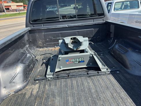 Used 2003 Ford F250 4x4 Crew Cab Super Duty image 6