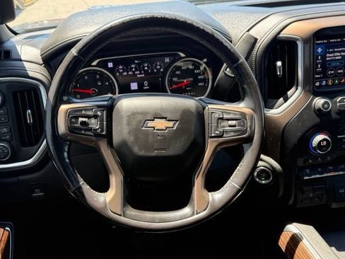 Used 2020 Chevrolet Silverado 2500 High Country w/ Z71 Off-Road Package AWD/4WD image 35