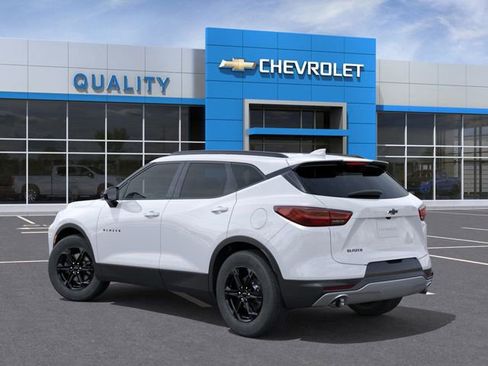 New 2026 Chevrolet Blazer LT image 3