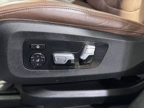 Used 2021 BMW X5 M50i AWD/4WD image 30