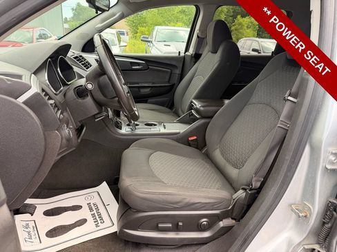 Used 2012 Chevrolet Traverse LT w/ All-Star Edition FWD image 13