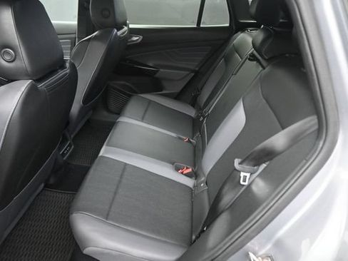 Used 2023 Volkswagen ID.4 Pro S RWD image 19