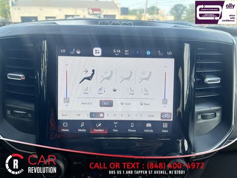 Used 2024 RAM 1500 Laramie RWD image 19
