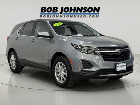 Used 2023 Chevrolet Equinox LT AWD/4WD image 2