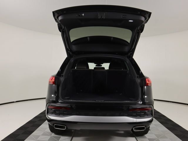Certified 2025 Audi Q5 Premium w/ Premium Plus AWD/4WD image 24