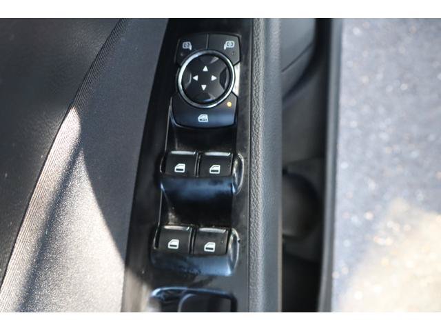 Used 2013 Ford Fusion SE FWD image 10