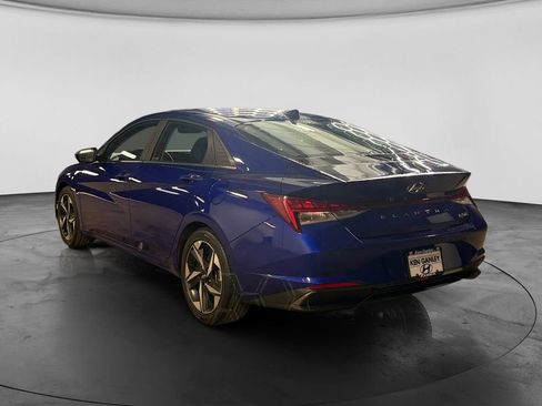 Used 2023 Hyundai Elantra Limited FWD image 8