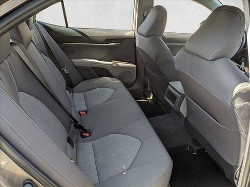 Used 2022 Toyota Camry LE AWD/4WD image 21